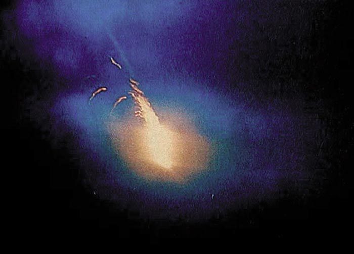 Загадочный шлейф в небе над Калифорнией оказался следом от самолета