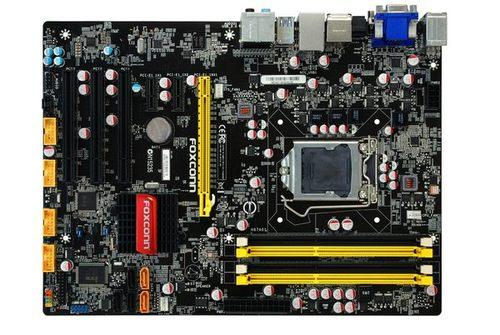 Две материнки Foxconn для Intel Sandy Bridge